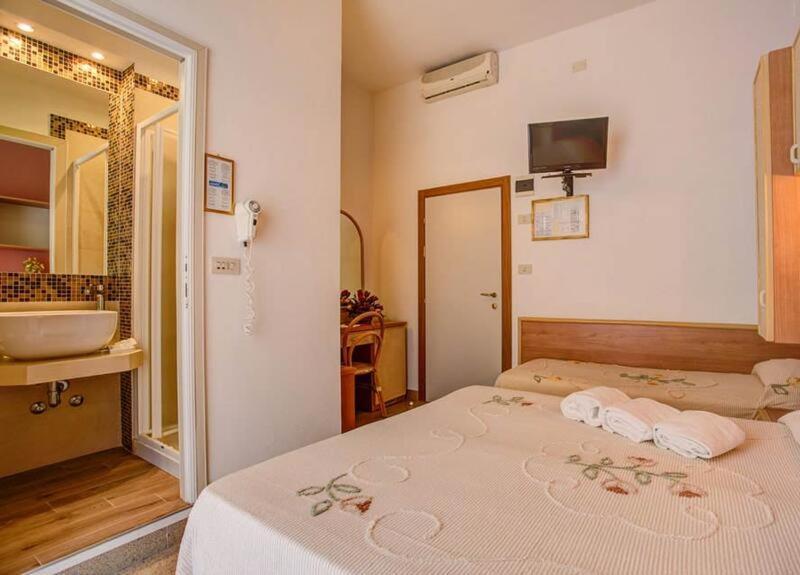 Hotel Gardenia Bellaria-Igea Marina Exterior photo