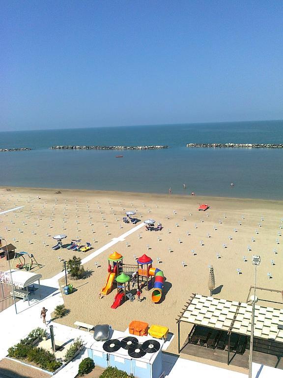 Hotel Gardenia Bellaria-Igea Marina Exterior photo
